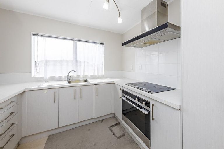 Photo of property in 1/25 Kopara Place, Clendon Park, Auckland, 2103