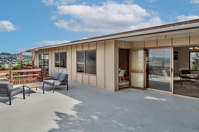 Photo of property in 10 Finn Place, Titahi Bay, Porirua, 5022