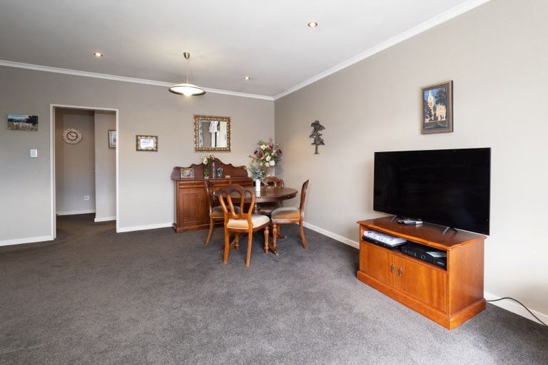 Photo of property in 17 Buckleys Terrace, Tinwald, Ashburton, 7700