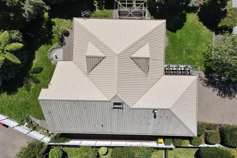 Photo of property in 34 Warwick Drive, Lynmore, Rotorua, 3010