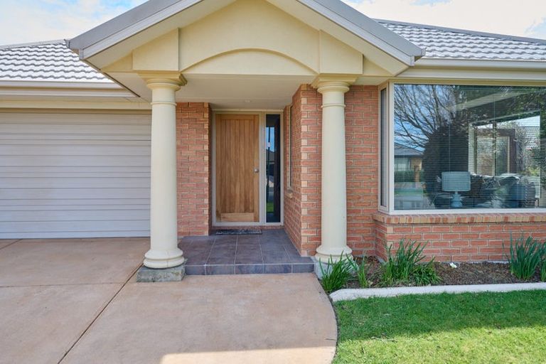 Photo of property in 5 Robinia Place, Wigram, Christchurch, 8042