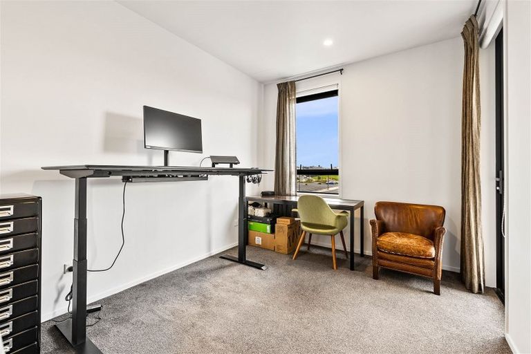 Photo of property in 105/77 Hobsonville Point Road, Hobsonville, Auckland, 0616