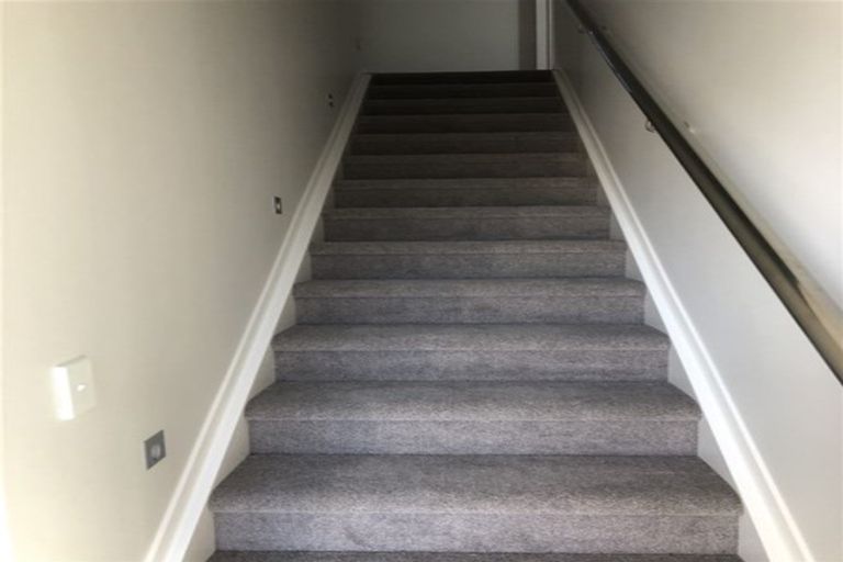 Photo of property in 26 Warbler Crescent, Papakura, 2110