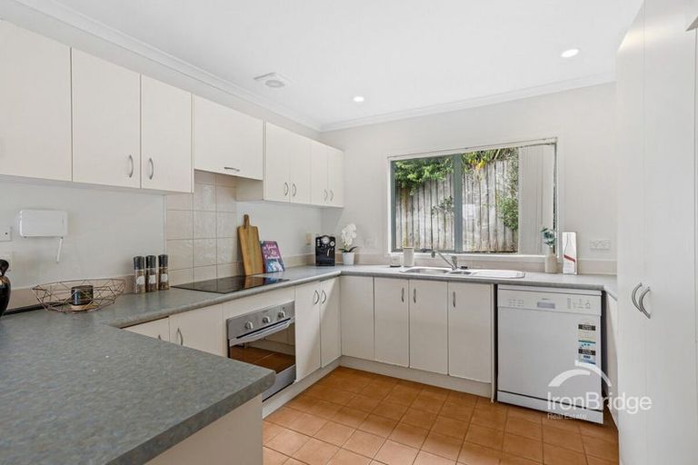 Photo of property in 22 San Pedro Place, Henderson, Auckland, 0612