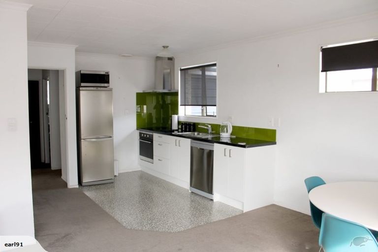 Photo of property in 504 Devon Street East, Strandon, New Plymouth, 4312