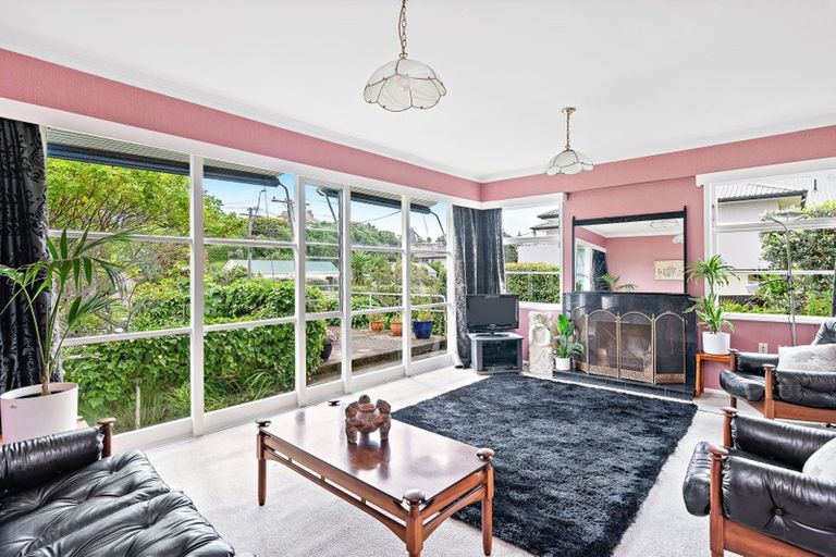 Photo of property in 102 Rosetta Road, Raumati South, Paraparaumu, 5032