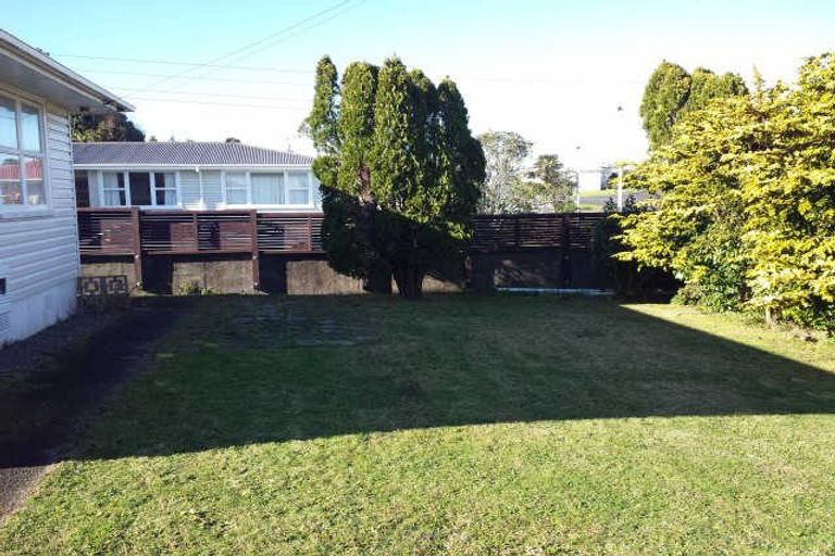 Photo of property in 3 Belair Avenue, Blagdon, New Plymouth, 4310