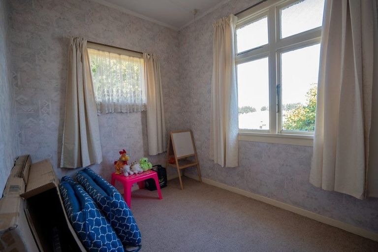 Photo of property in 25 Turner Street, Edendale, 9825