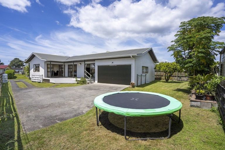 Photo of property in 128 Durrant Drive, Whangamata, 3620