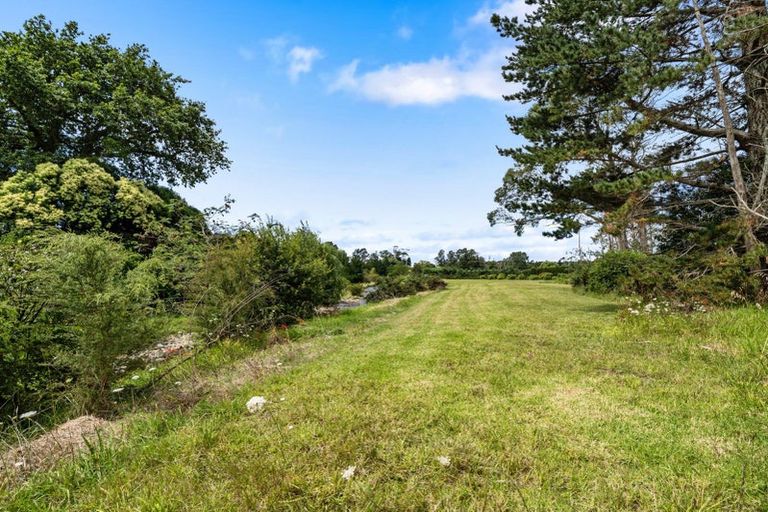 Photo of property in 30b Thompsons Track, Aongatete, 3178