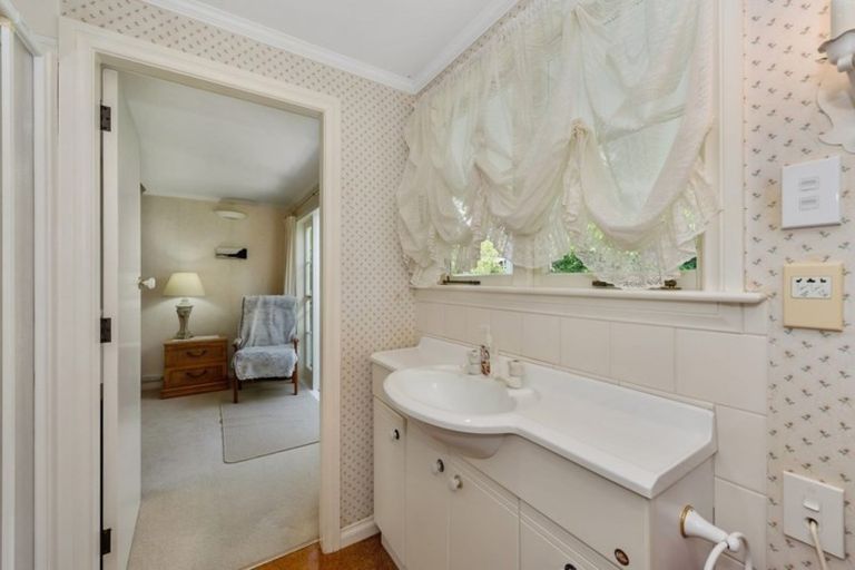 Photo of property in 9 Minchin Crescent, St Andrews, Hamilton, 3200