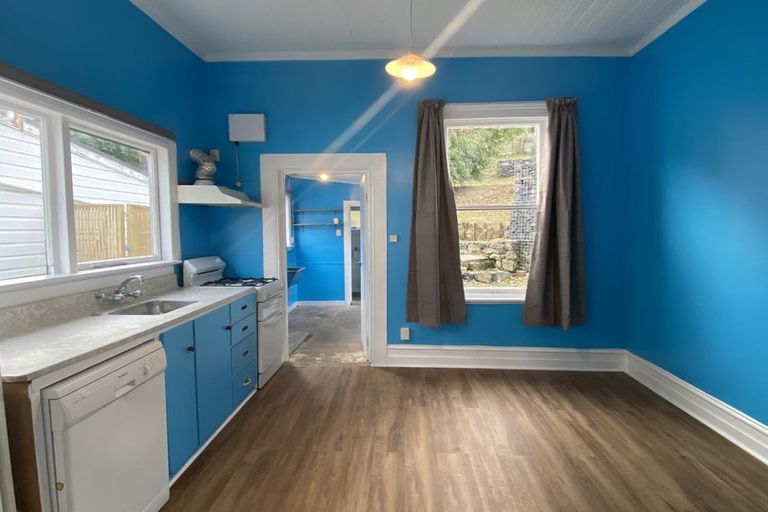 Photo of property in 8 Thomson Street, Lookout Point, Dunedin, 9011