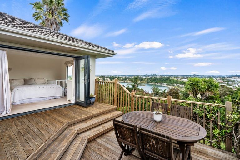 Photo of property in 36 Beauvoir Avenue, Matakatia, Whangaparaoa, 0930