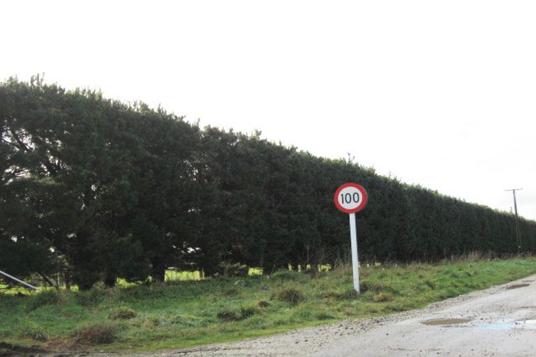 Photo of property in 77 Bay View Road, Woodend, Invercargill, 9877