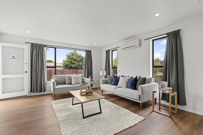 Photo of property in 1/22 Camrose Place, Ilam, Christchurch, 8041