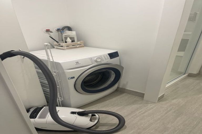 Photo of property in 26/73 Princes Street, Northcote Point, Auckland, 0627