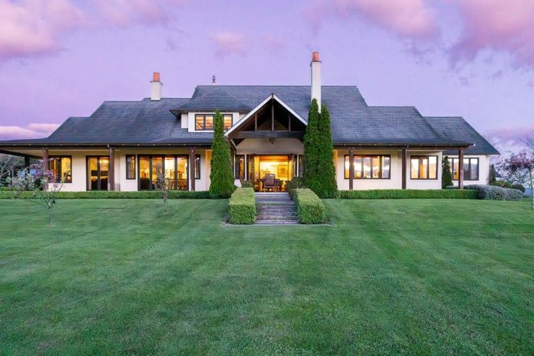 Photo of property in 295 Porangahau Road, Waipukurau, 4282