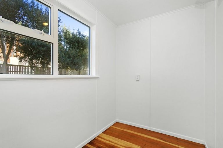 Photo of property in 21 Hector Street, Seatoun, Wellington, 6022