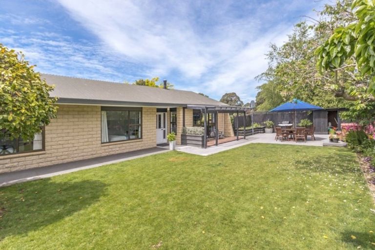 Photo of property in 88 Waratah Street, Avondale, Christchurch, 8061