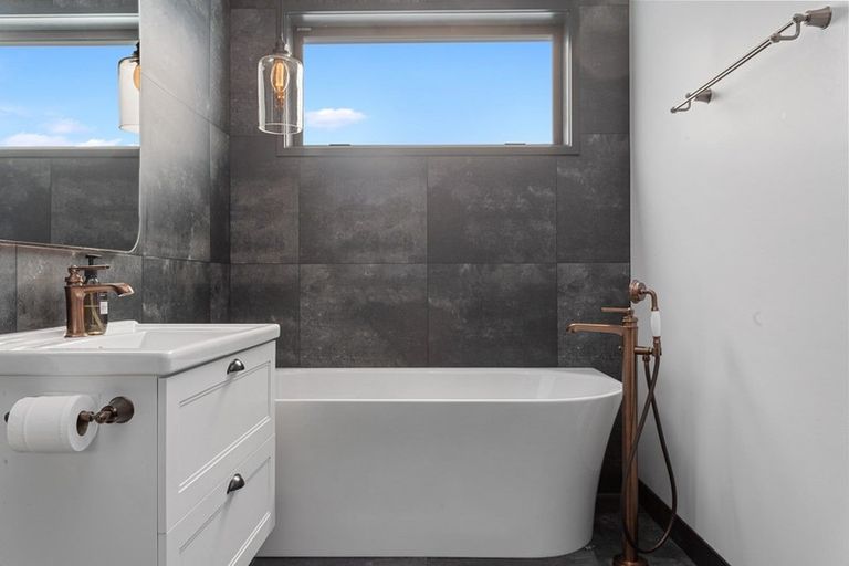 Photo of property in 48 Te Hurunui Drive, Pegasus, 7612