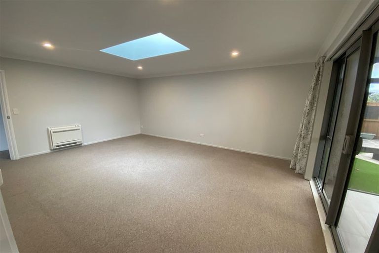 Photo of property in 2/61 Colombo Street, Cashmere, Christchurch, 8022