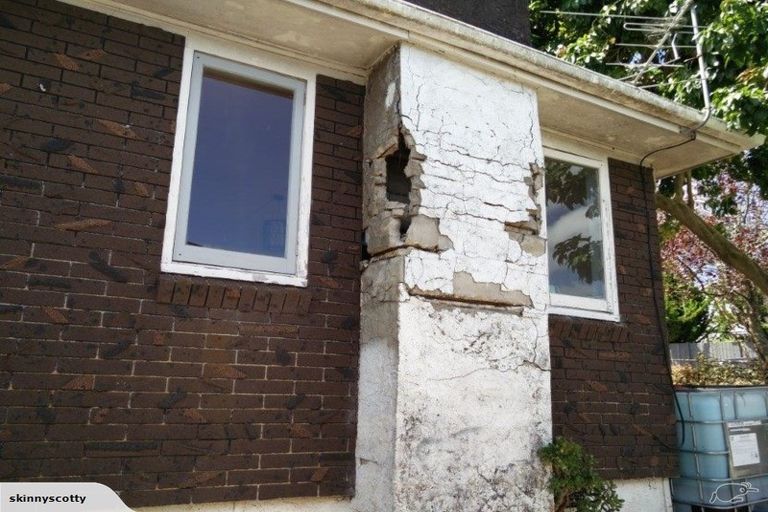 Photo of property in 19 Sherwood Avenue, Te Atatu South, Auckland, 0610