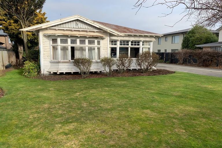 Photo of property in 37 Lyndon Street, Riccarton, Christchurch, 8041