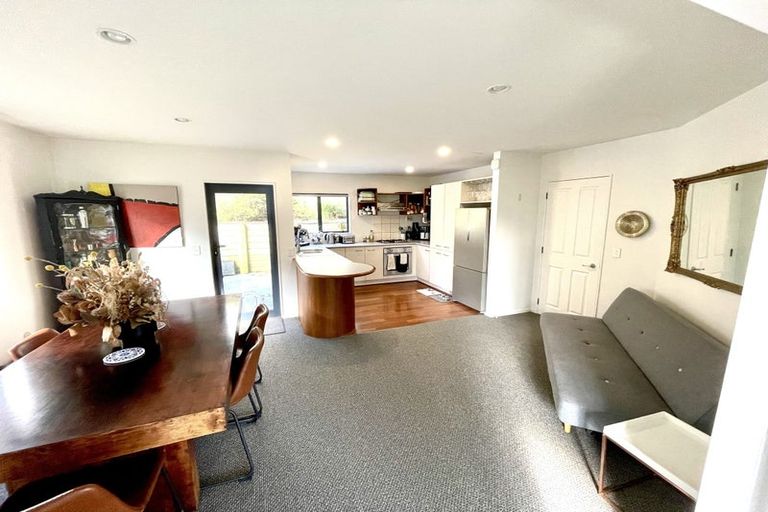Photo of property in 17a Furlong Crescent, Churton Park, Wellington, 6037