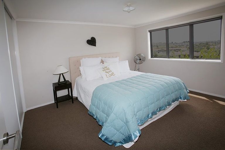 Photo of property in 29 Bella Vista Drive, Gulf Harbour, Whangaparaoa, 0930