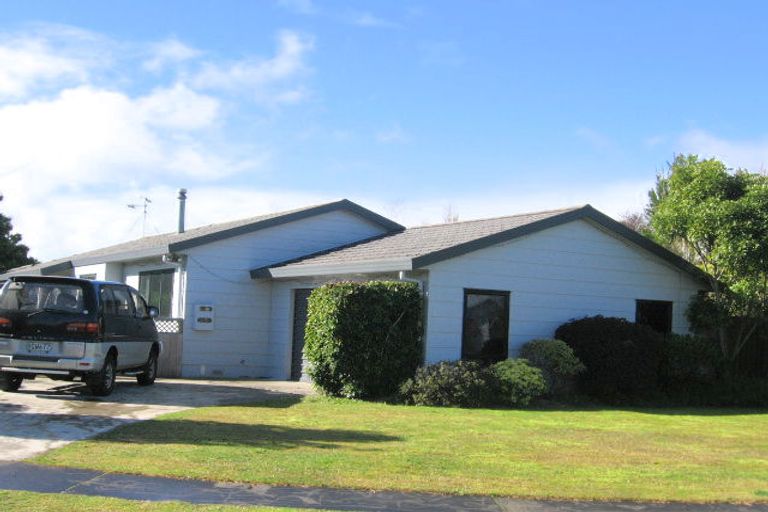 Photo of property in 16 Taksan Place, Pukete, Hamilton, 3200