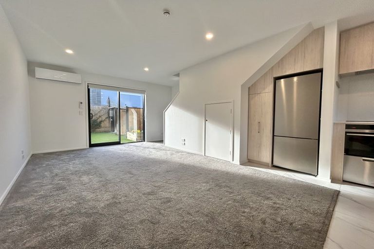 Photo of property in 2/6b Taramea Place, Addington, Christchurch, 8024