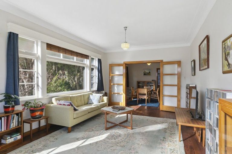 Photo of property in 56 Totara Road, Miramar, Wellington, 6022