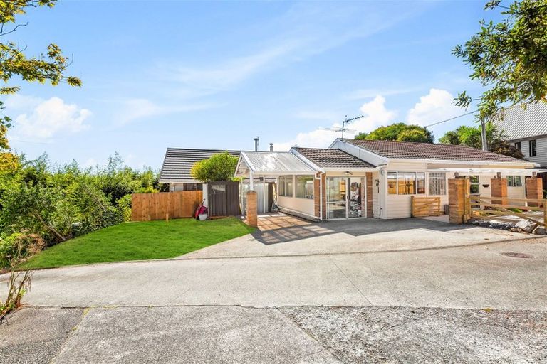 Photo of property in 347a Triangle Road, Massey, Auckland, 0614