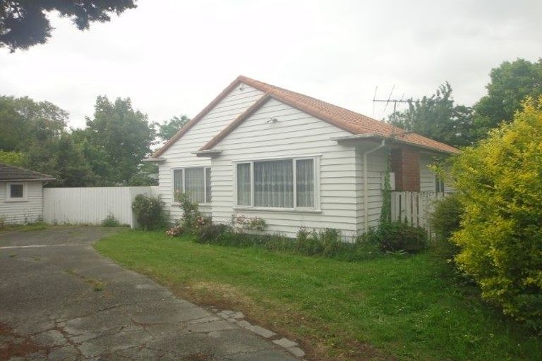 Photo of property in 308 Riccarton Road, Upper Riccarton, Christchurch, 8041
