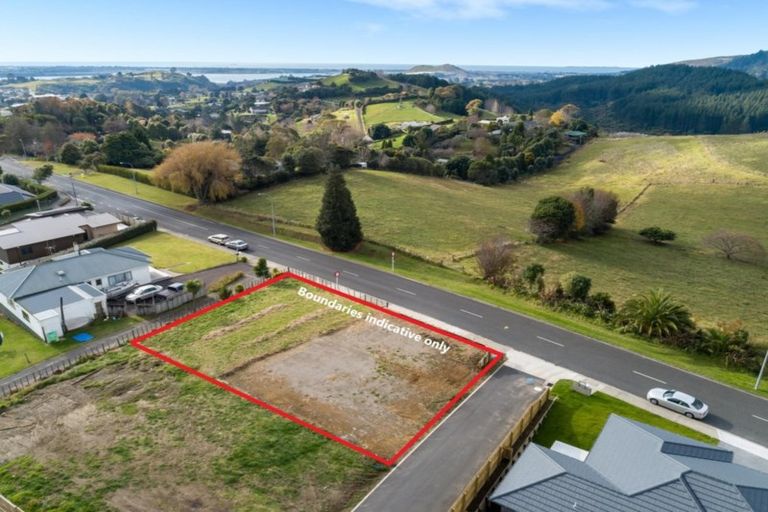 Photo of property in 152 Waikite Road, Welcome Bay, Tauranga, 3175
