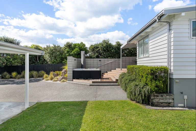 Photo of property in 212 Tangaroa Road, Whangamata, 3620