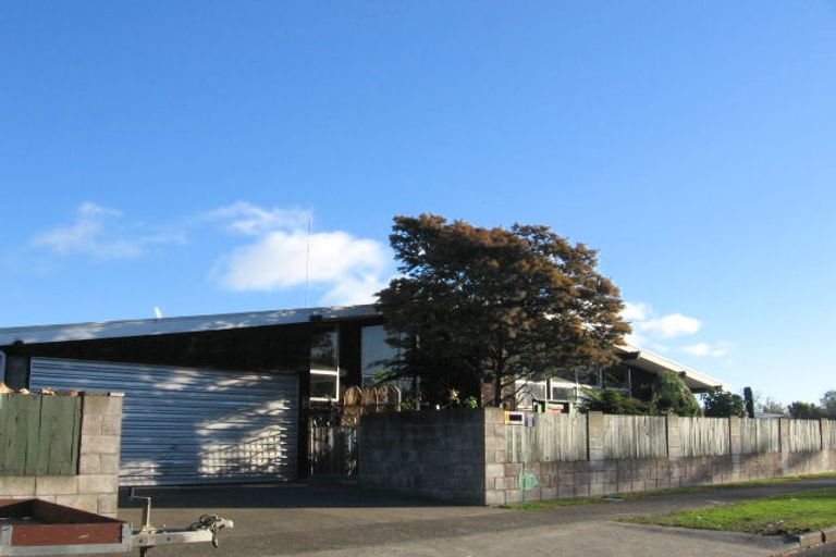 Photo of property in 3 Venus Way, Milson, Palmerston North, 4414