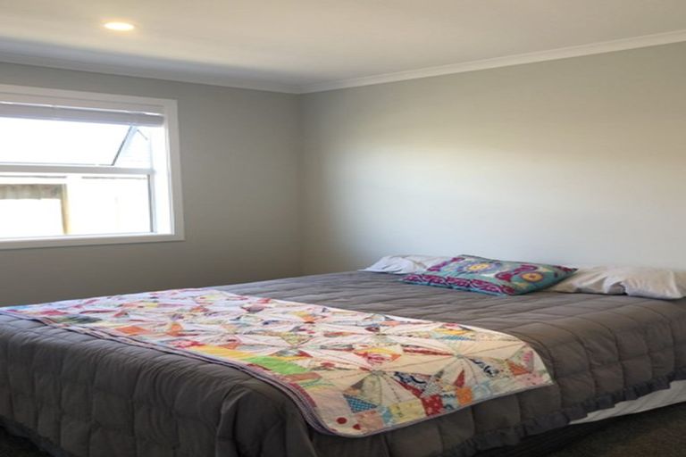 Photo of property in 9 Kotiate Street, Papamoa Beach, Papamoa, 3118