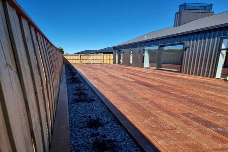 Photo of property in 6b Yates Place, Amberley, 7410