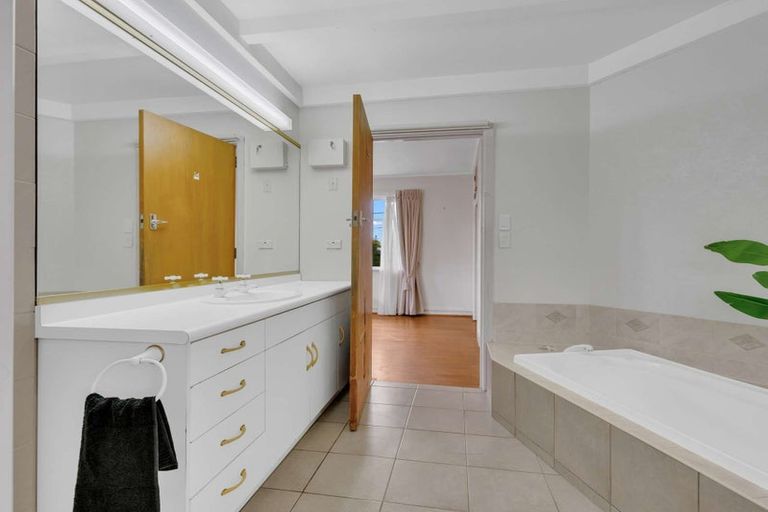 Photo of property in 13 Eton Street, Taradale, Napier, 4112