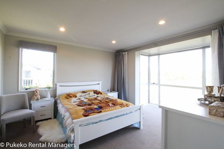 Photo of property in 28 Kuaka Drive, Takanini, 2112