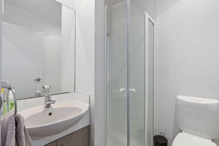 Photo of property in 2h Riro Street, Hamilton East, Hamilton, 3216