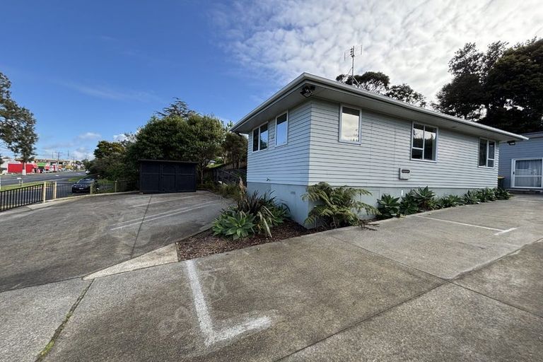 Photo of property in 632 Whangaparaoa Road, Stanmore Bay, Whangaparaoa, 0932