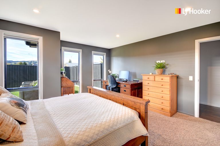 Photo of property in 13 Caledonia Drive, Mosgiel, 9024