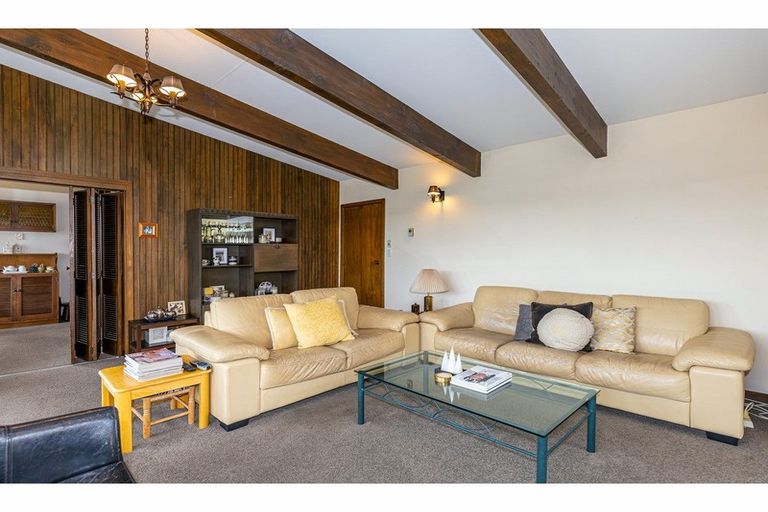 Photo of property in 142 Douglas Street, Highfield, Timaru, 7910