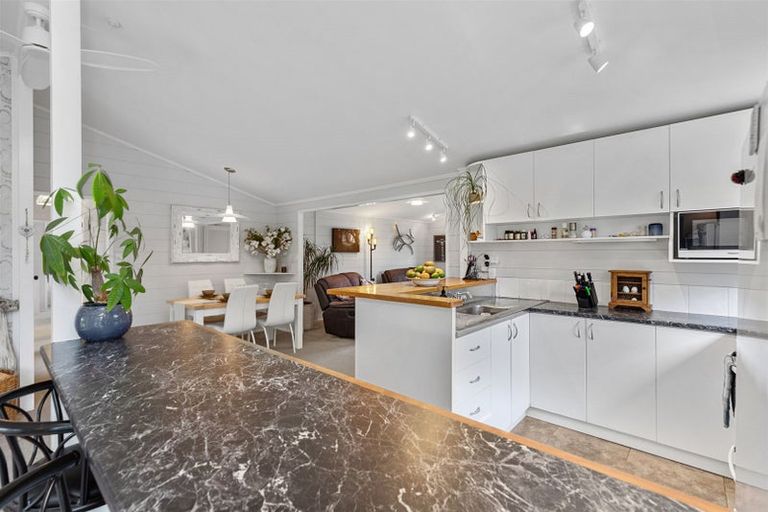 Photo of property in 24 Washer Place, Te Puke, 3119