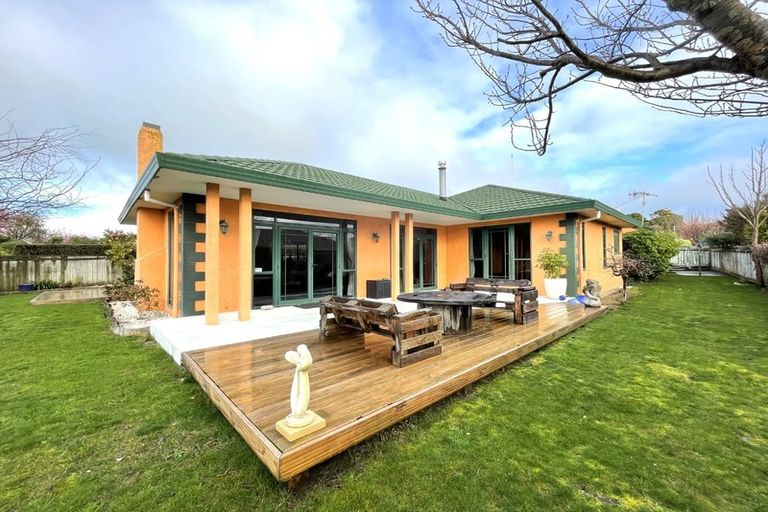 Photo of property in 13 Kingsgate Row, Havelock North, 4130