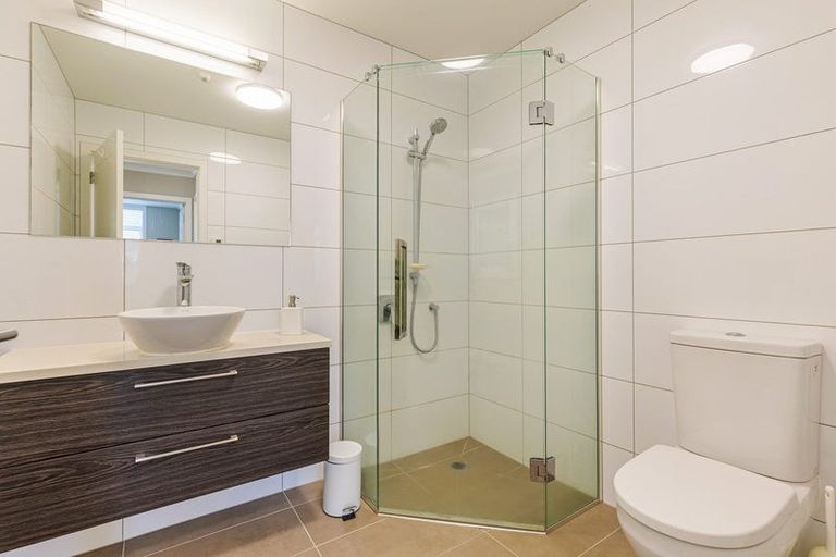 Photo of property in 86 Rewa Rewa Lane, Orewa, 0931