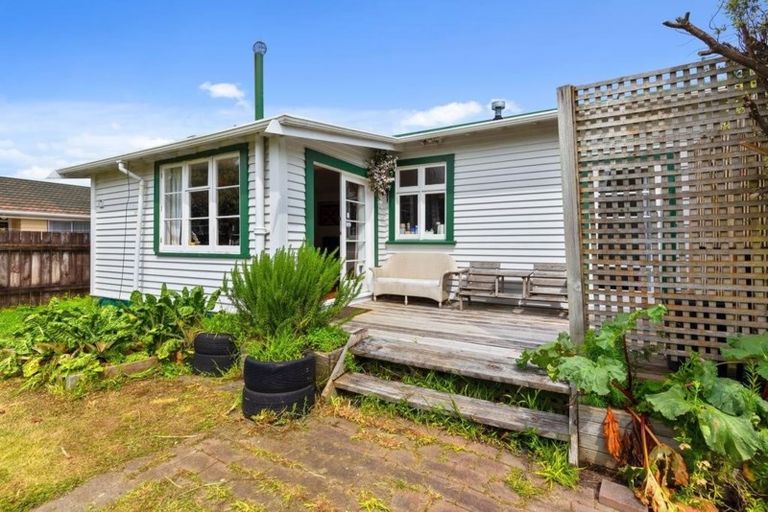 Photo of property in 47 Kebbell Grove, Epuni, Lower Hutt, 5011