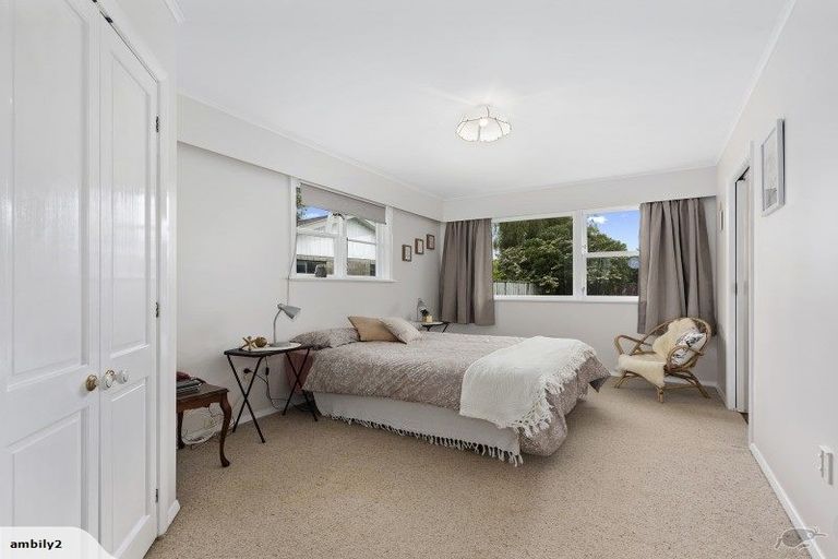 Photo of property in 29 Oxford Crescent, Ebdentown, Upper Hutt, 5018